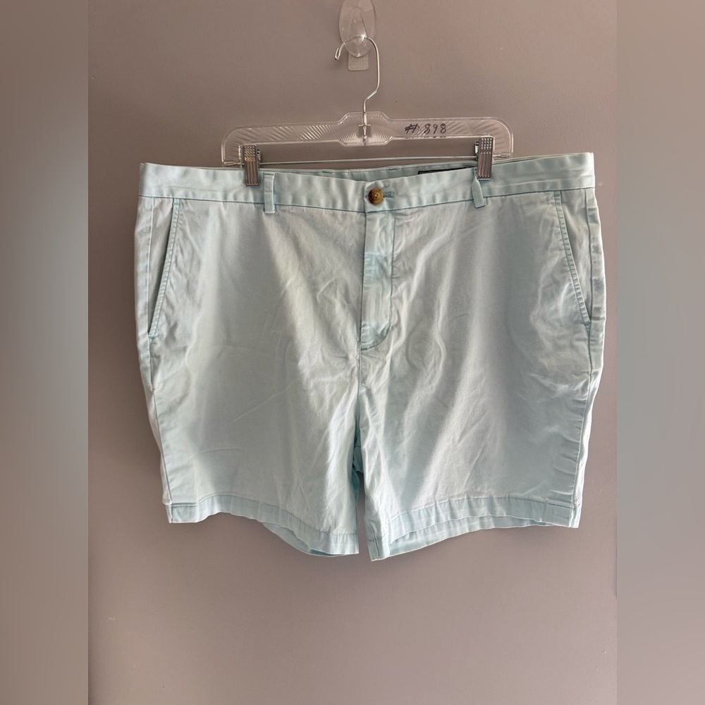 Vineyard Vines Mens Light Blue Chino Shorts SZ 42 6 Inch Inseam Cotton Preppy